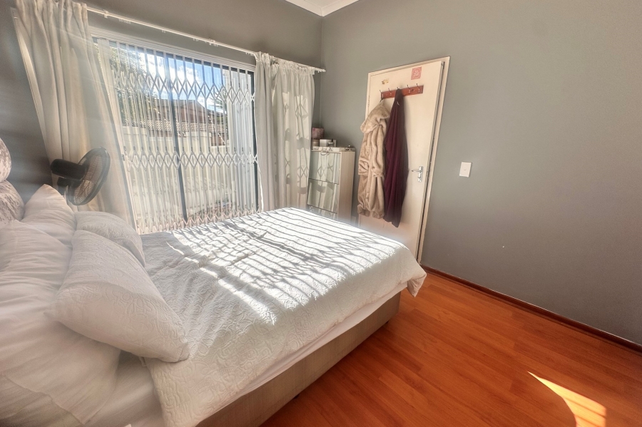 1 Bedroom Property for Sale in Parklands Western Cape